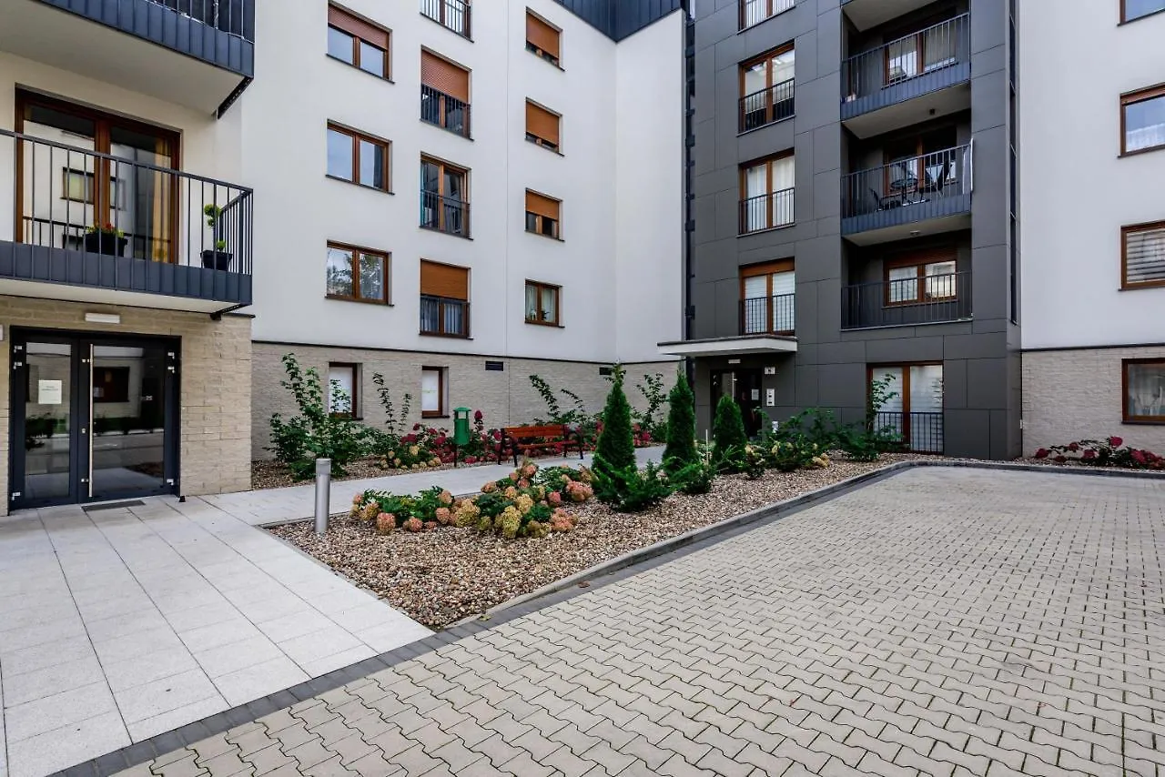 Appartamento Apartament Targi Z Garazem I Silownia Poznań